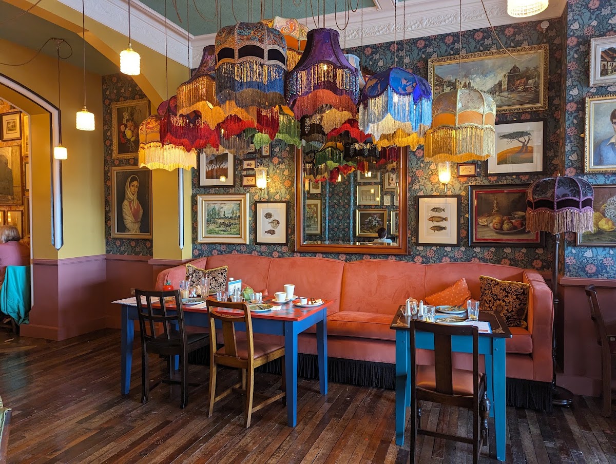Alturo Lounge